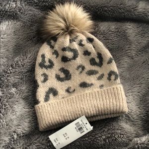 Abercrombie & Fitch Leopard Beanie